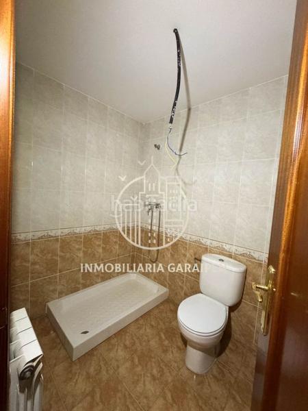 Foto 86e8412a-61b3-49d4-9d2d-9bbd9cebf7f4. Casa adosada se vende adosado a estrenar en Olite