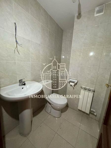 Foto 9730256b-a03d-4dc1-ba97-cfb21f08f994. Casa adosada se vende adosado a estrenar en Olite