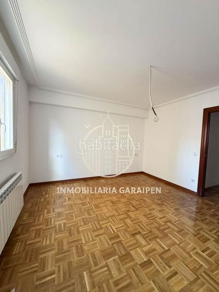 Foto ba0eae8f-9927-4c23-8a9d-d43a5d3cca81. Casa adosada se vende adosado a estrenar en Olite