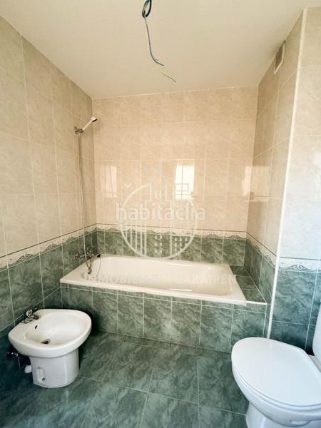 Foto de86e751-8302-467b-a584-cc8e4d825629. Casa adosada se vende adosado a estrenar en Olite