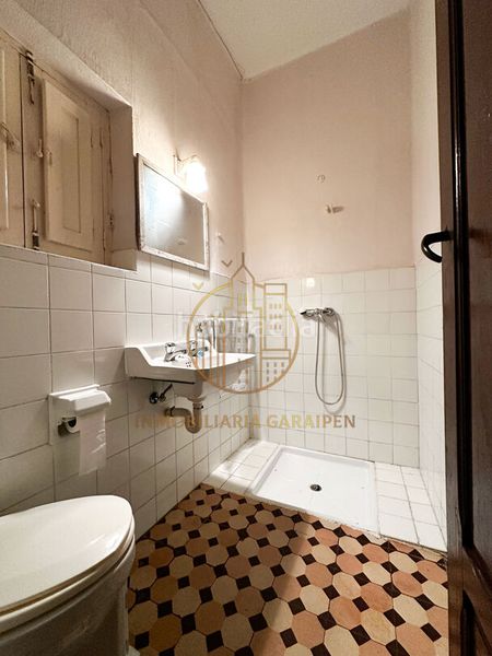 Foto 7a137853-fb46-4331-89f8-1c650dbe3857. Casa amb calefacció a Olite