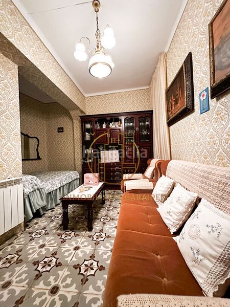 Foto cc781855-a13a-49af-aa3d-ee8dd715959b. Casa amb calefacció a Olite