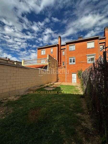 Foto 1a6c780d-5839-4e6f-8ef0-327f9cdb7809. Casa adossada amb aparcament a Funes