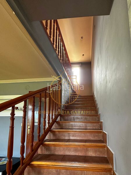 Foto 464ab544-c9be-42c1-896f-dbe118c37c0d. Casa adossada amb aparcament a Funes