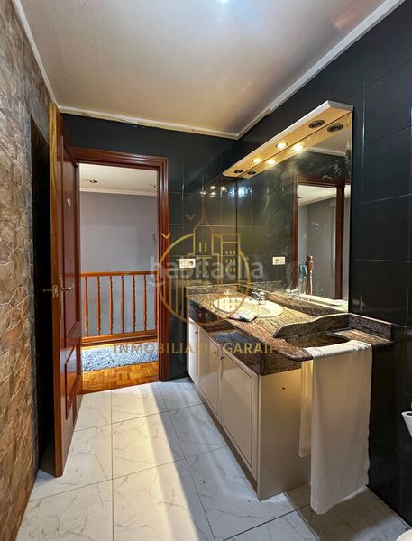 Foto ab3720fe-02b3-4020-94af-0a42477ebfa5. Casa adossada amb aparcament a Funes