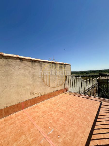 Foto 45f32953-4e4c-490b-989c-ac484e601962. Casa amb aparcament a Santacara