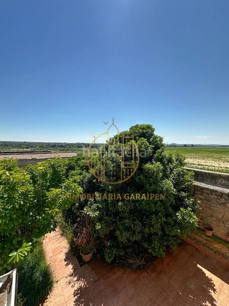 Foto 925b03ee-89ff-4592-a36f-e57ef4fe8b8a. Casa amb aparcament a Santacara