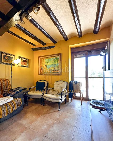 Foto c492893d-d8c9-4138-93b4-8cf2aaffd050. Casa amb aparcament a Santacara
