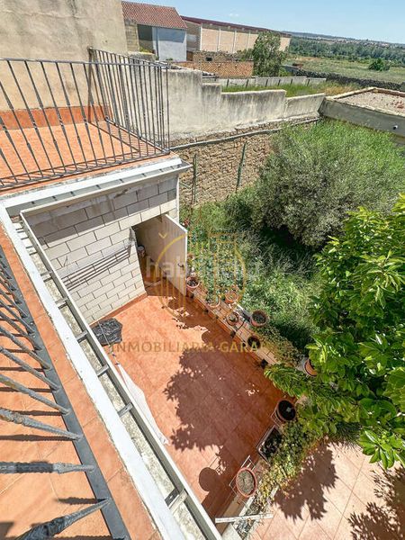Foto c7b93d33-728a-492f-8566-f7528075cb44. Casa amb aparcament a Santacara