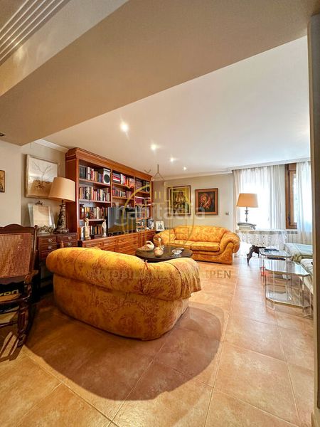 Foto cdb8666a-9bb3-4b22-91b9-a47461ca8b70. Casa amb aparcament a Santacara