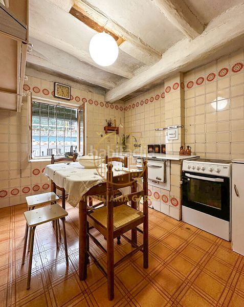 Foto ce48e046-d70a-45ec-b8af-17fe9e3fb00f. Casa a Olite