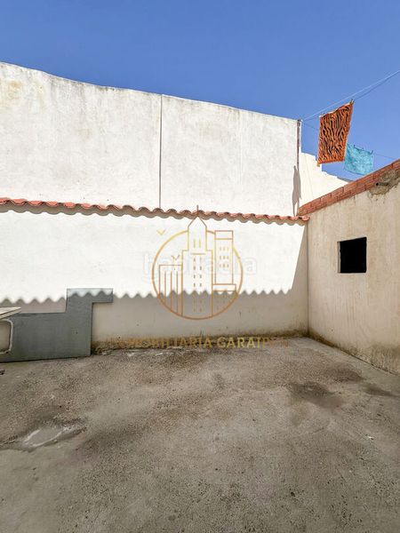 Foto c8c5d873-fa80-40a2-a780-22a22acef039. Casa amb calefacció a Marcilla