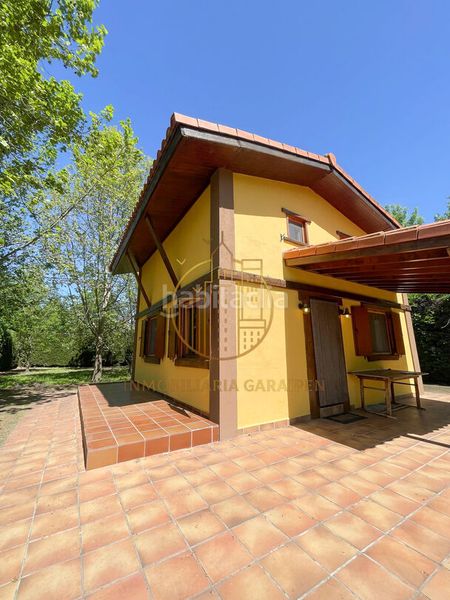 Foto c15dcdba-8e39-4aeb-b68f-cdfd80ca9bef. Casa a Peralta