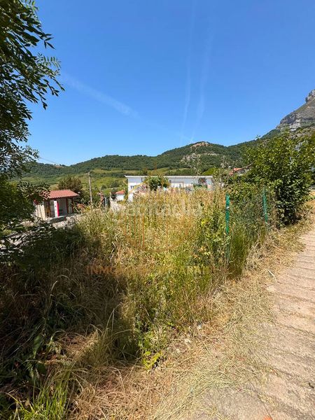 Foto b128ffa7-b825-464b-810e-60c1d1de0290. Masia amb aparcament a Ergoiena