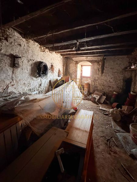 Foto c1e8451b-7f19-42b1-93e5-cd8dded666e1. Masia amb aparcament a Ergoiena