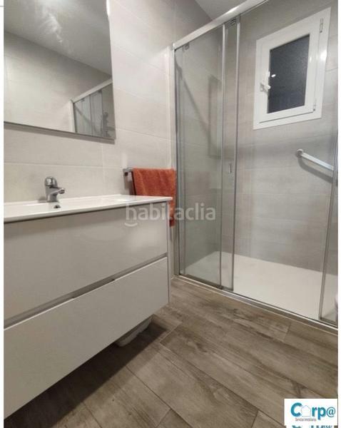 Foto 3419d563-ef68-4b75-ab29-f1a57f702dc4. Pis amb calefacció a Segundo Ensanche Pamplona / Iruña