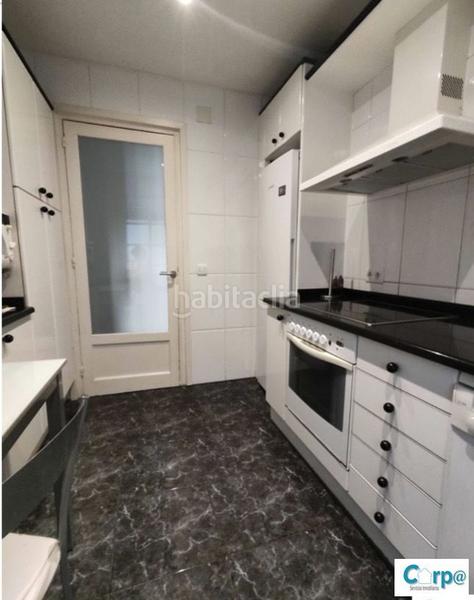 Foto 34e35f4e-c850-464c-9d50-c85cbedc8d4d. Pis amb calefacció a Segundo Ensanche Pamplona / Iruña