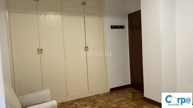 Foto 22a0e20c-7d06-4360-8b75-7856dba667fc. Miete etagenwohnung mit heizung in Segundo Ensanche Pamplona / Iruña