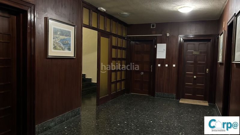 Foto c1d1d524-a91b-4594-a337-d5fd73e3ba61. Oficina amb calefacció aparcament a Segundo Ensanche Pamplona / Iruña