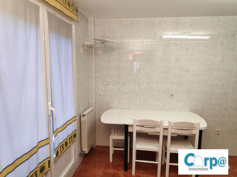 Foto b896792e-7294-4604-adbe-e282511f12e2. Casa adossada amb calefacció aparcament a Andosilla