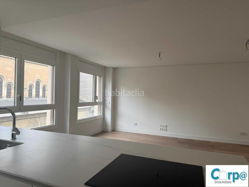 Foto a65cdf2c-a01d-4e64-97dd-878ad7c0fa23. Alquiler piso  en alquiler en ensanche, 2 dormitorios. en Pamplona / Iruña