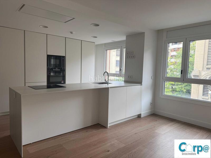 Foto 151fc3bd-3176-4d09-9d42-6dc6568fb835. Location appartement avec chauffage parking dans Primer Ensanche Pamplona / Iruña
