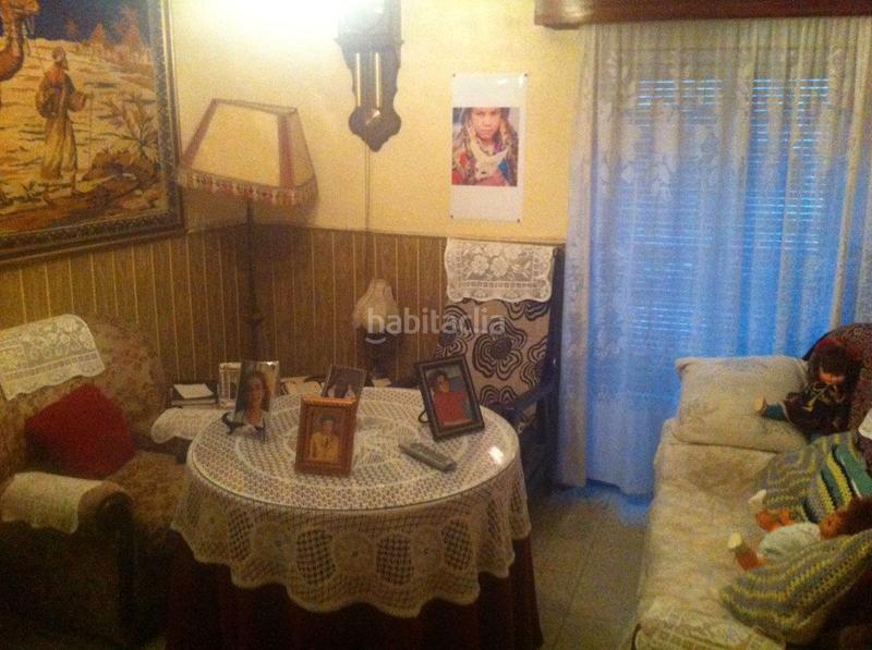 Foto 1412da67-2ef8-4e44-8116-b8b29c43edf7. Casa adossada amb calefacció aparcament a Sanchotello