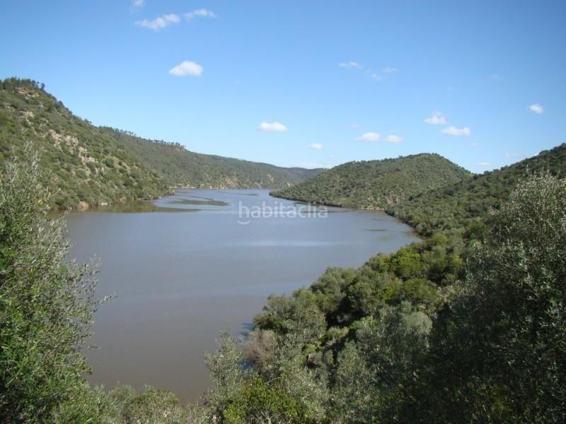 Foto a5508266-3583-4a28-b286-bf0c33545882. Finca rústica a Alcántara