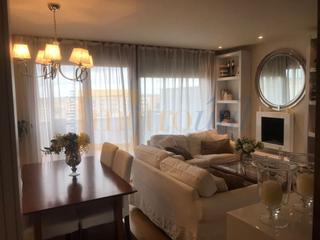 Location Attique  Calle javier de montillana. Ático de lujo en los bloques de santher con terraza, incluida ca