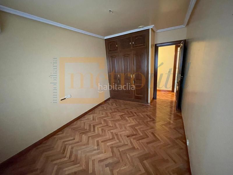 Foto 48ff7149-89c2-456e-96e7-56baa66636e8. Flat with heating in Centro Salamanca