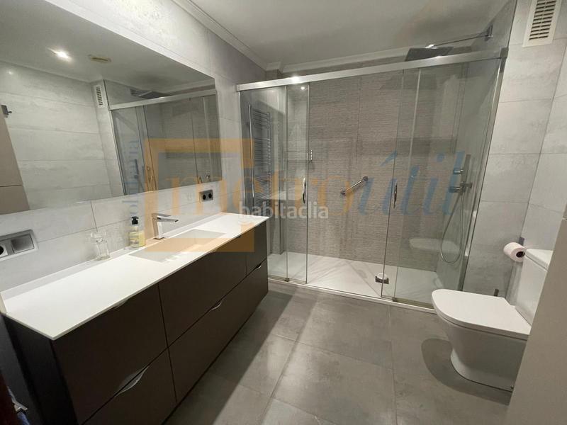 Foto f53ad223-6336-4c84-9422-cbb97a980e41. Flat with heating in Centro Salamanca