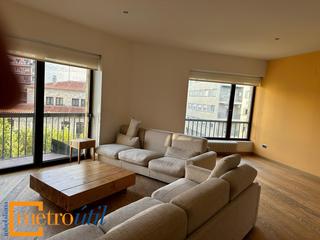 Appartement  Avenida de mirat. Vivienda recientemente reformada en altas calidades, en la aveni