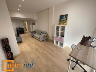 Appartement à Calle elcano 6. Para entrar desde el primer día, apartamento reformado y amuebla