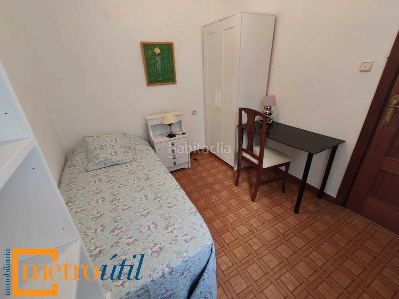 Foto 681a73a8-d568-468a-b77d-d230dbc29951. Rent flat with heating in San Bernardo Salamanca