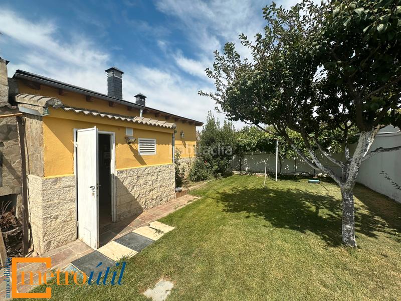 Foto 75a7b285-bf7e-4ce7-a41a-950790ecf1be. Chalet avec chauffage parking piscine dans Calvarrasa de Arriba