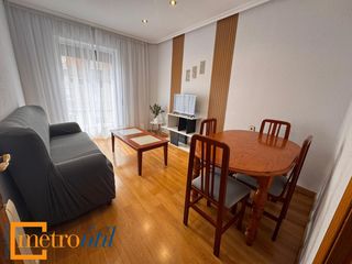 Location Appartement  Paseo del gran capitán. Estudiantes para el curso 2026-2027. paseo del gran capitán,