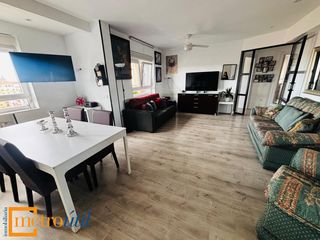 Etagenwohnung in Sancti Spiritus - San Juan. Piso muy luminoso, totalmente reformado en el 2024 en altas cali