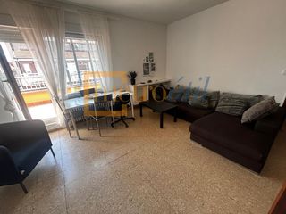 Affitto Attico  Calle josé jáuregui. Ático en la puerta zamora con 30m de terraza. solo para estudian