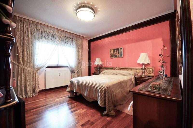 Foto 3bc1e3a7-9e83-4fe8-b149-c28e48666982. Duplex avec chauffage parking dans La Almozara Zaragoza