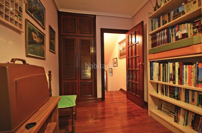 Foto 74208a4a-3308-4186-a18c-73e498a4956c. Duplex avec chauffage parking dans La Almozara Zaragoza