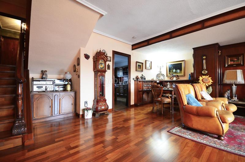 Foto 7f1f007d-8632-4215-a57e-bb6fc9bc26bd. Duplex avec chauffage parking dans La Almozara Zaragoza