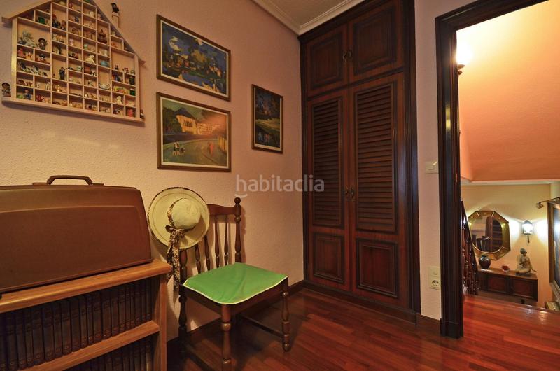 Foto da99ead3-f0bf-410e-b219-05c979ecf004. Duplex avec chauffage parking dans La Almozara Zaragoza