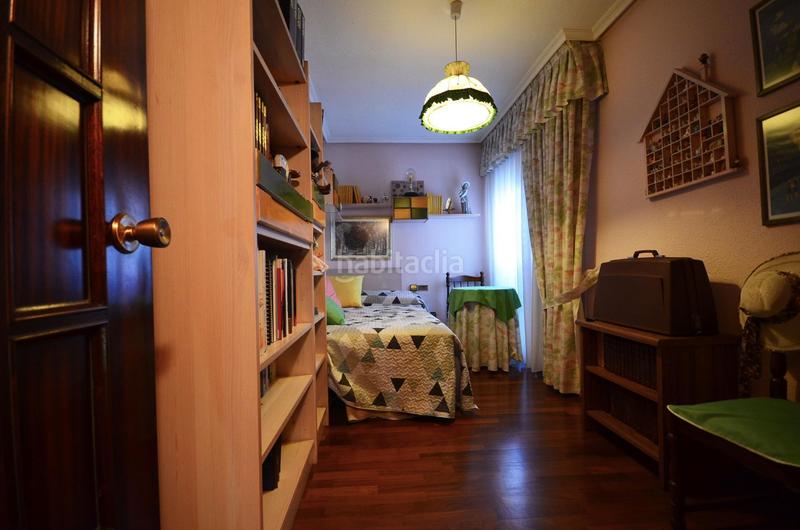 Foto db7f2130-1244-43a9-be51-af0c4497acf6. Duplex avec chauffage parking dans La Almozara Zaragoza