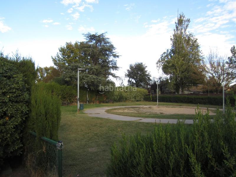 Foto e184f6a5-8b3b-4ce4-83bd-b8dbf170461c. Duplex avec chauffage parking dans La Almozara Zaragoza