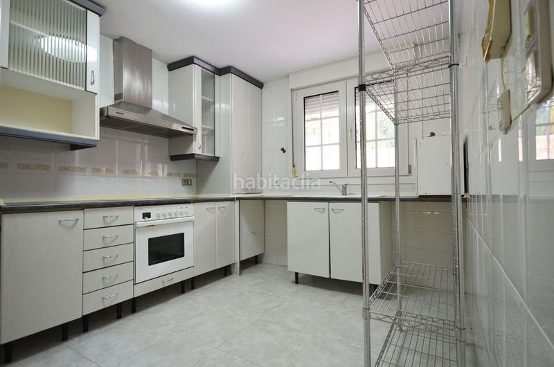 Foto 2ad7e2ab-6dcb-4a4d-b10b-460f89cae211. Casa adossada amb aparcament a Garrapinillos Zaragoza