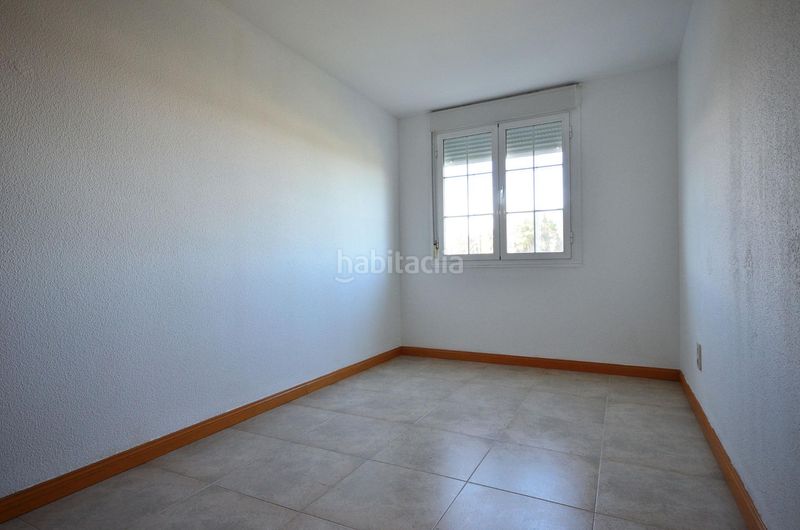 Foto 36d3b52d-116e-448f-a807-fcb7dfc66036. Casa adossada amb aparcament a Garrapinillos Zaragoza