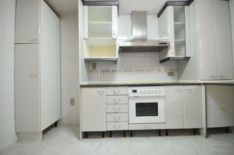 Foto 370af3f5-b8aa-4779-afd0-84a369000e50. Casa adossada amb aparcament a Garrapinillos Zaragoza