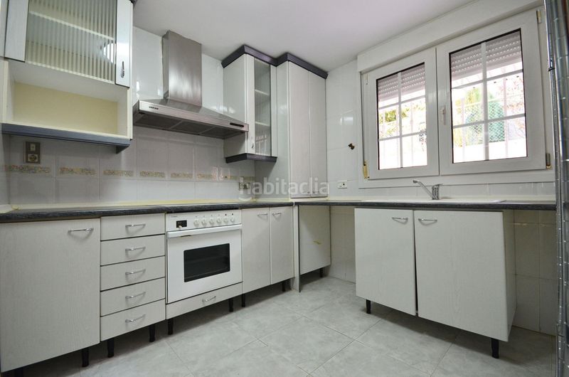 Foto 5c6fede4-9d02-46a2-9138-75622fd220ea. Casa adossada amb aparcament a Garrapinillos Zaragoza