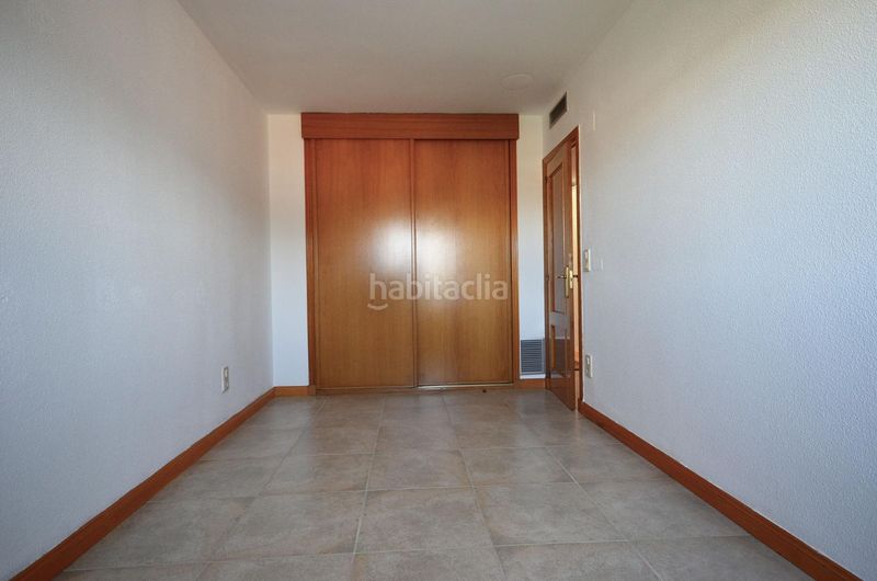 Foto 84a4b1ba-255e-494c-a608-3901ea6efb35. Casa adossada amb aparcament a Garrapinillos Zaragoza