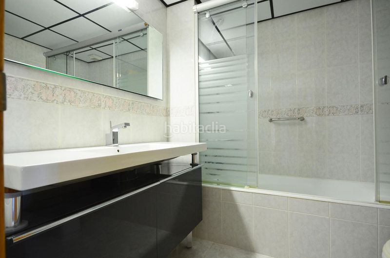 Foto a859e761-ed14-4508-a50f-3b3d62df5b54. Casa adossada amb aparcament a Garrapinillos Zaragoza